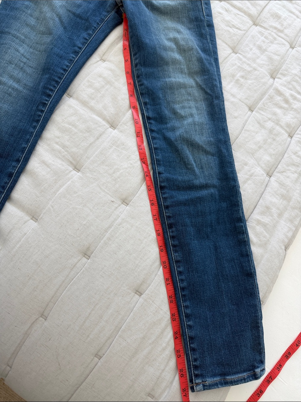 Frame Jeans - Picture 4 of 4